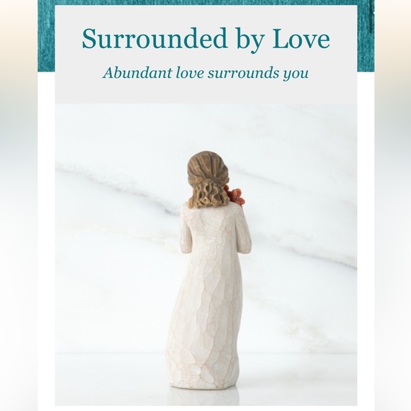Surrounded by Love sculpted figure by Susan Lordi | Willow Tree - Picture 4 of 7